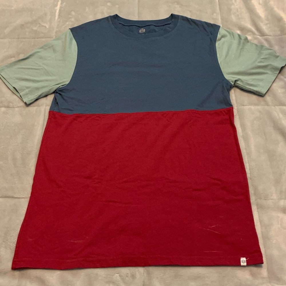 S Maroon, Blue, and Green Tee